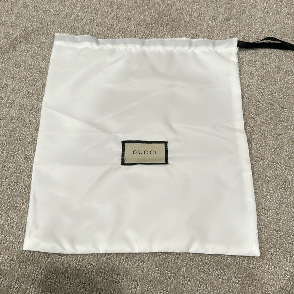 Dust bag